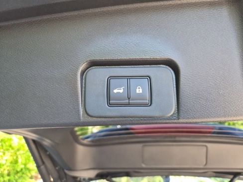 New 2026 Nissan Rogue SV AWD/4WD image 10