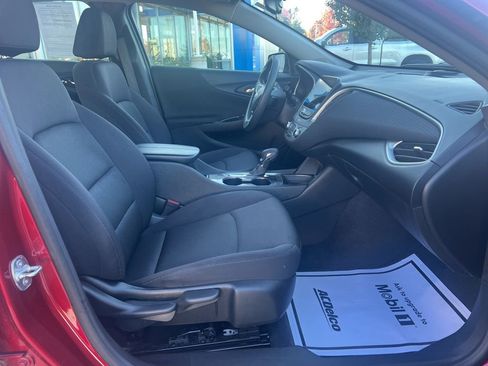 Used 2024 Chevrolet Malibu LT FWD image 22