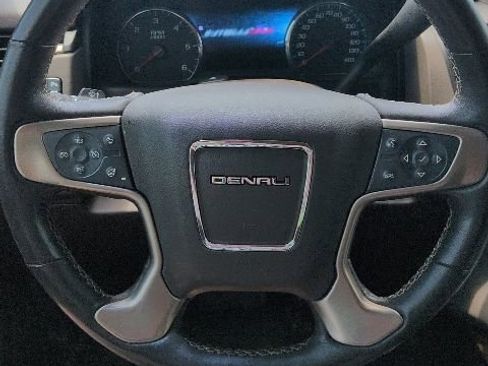 Used 2019 GMC Yukon Denali RWD image 8