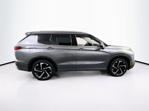 Used 2023 Mitsubishi Outlander SEL AWD/4WD image 4