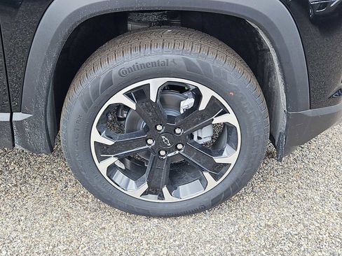 New 2026 Chevrolet Equinox LT w/ LPO, Floor Liner Package AWD/4WD image 3