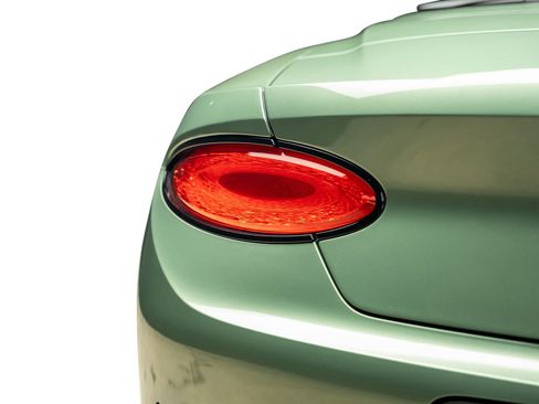 Used 2021 Bentley Continental GT AWD/4WD image 18