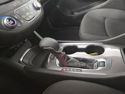 Used 2024 Chevrolet Malibu LT FWD image 22