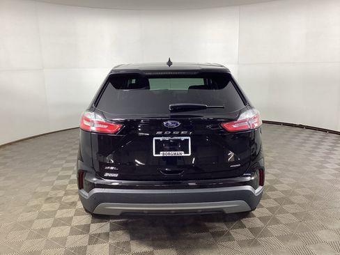 Used 2024 Ford Edge SEL w/ Convenience Package AWD/4WD image 3