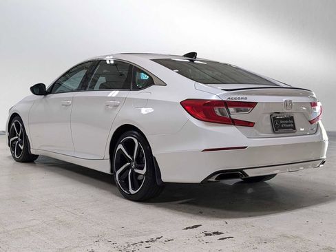 Used 2022 Honda Accord Sport image 9