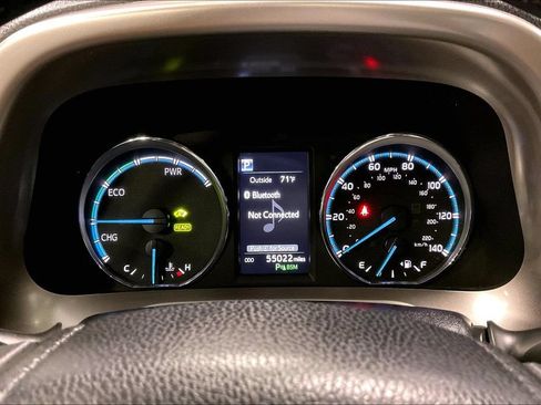 Used 2018 Toyota RAV4 Limited AWD/4WD image 12