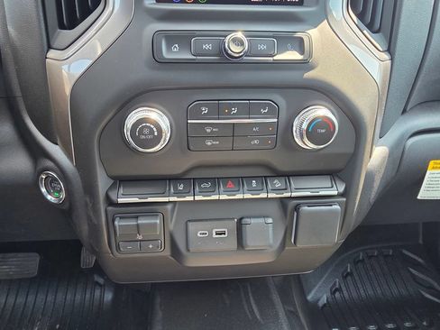 New 2026 GMC Sierra 2500 Pro w/ Convenience Package AWD/4WD image 28