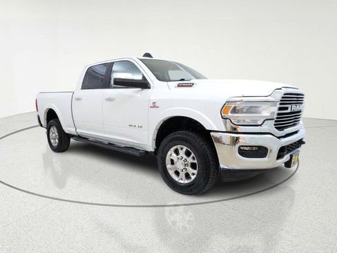 Used 2022 RAM 2500 Laramie AWD/4WD image 1