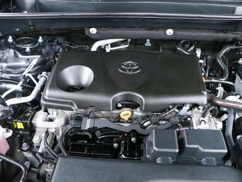 Used 2023 Toyota RAV4 XLE w/ Convenience Package FWD image 31