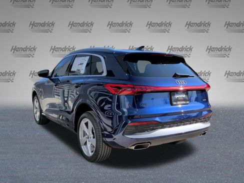 Used 2025 Audi Q5 Premium AWD/4WD image 7