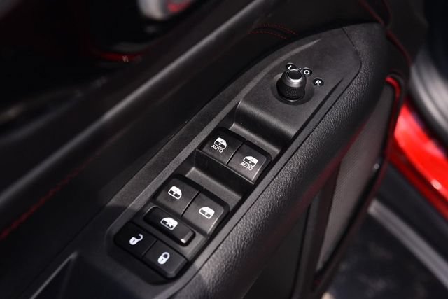 Used 2025 Jeep Compass Trailhawk AWD/4WD image 8