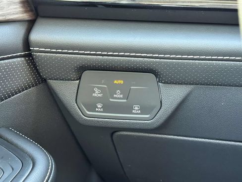 New 2026 Volkswagen Atlas SEL AWD/4WD image 25