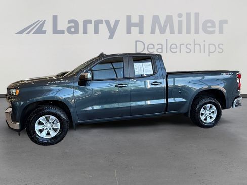 Used 2019 Chevrolet Silverado 1500 LT w/ All-Star Edition AWD/4WD image 2