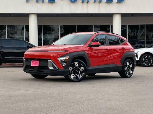 Used 2024 Hyundai Kona SEL image 1