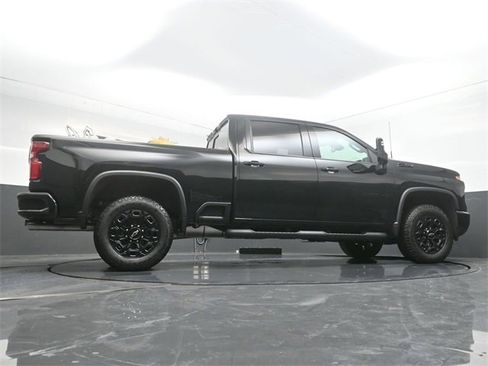 Used 2024 Chevrolet Silverado 2500 LTZ w/ LTZ Plus Package image 30