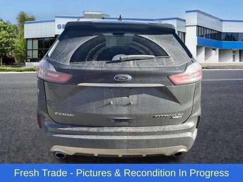 Used 2019 Ford Edge Titanium w/ Cold Weather Package AWD/4WD image 5