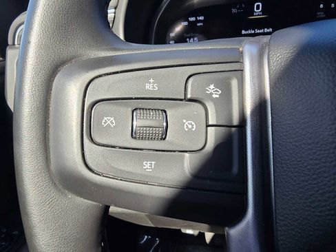 Used 2024 GMC Yukon XL SLT image 34