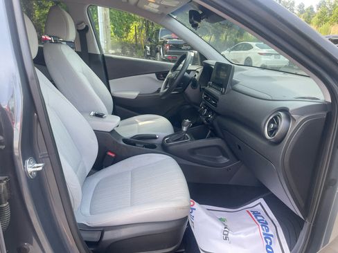 Used 2023 Hyundai Kona SEL AWD/4WD image 31