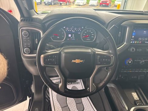 Used 2022 Chevrolet Silverado 2500 LTZ w/ LTZ Premium Package AWD/4WD image 9