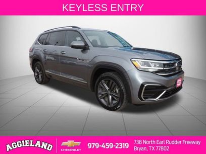 Used 2021 Volkswagen Atlas SE w/ Towing Package