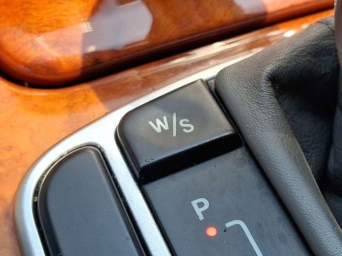 Used 2003 Mercedes-Benz SL 500 image 27