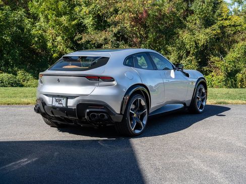 Certified 2025 Ferrari Purosangue image 7