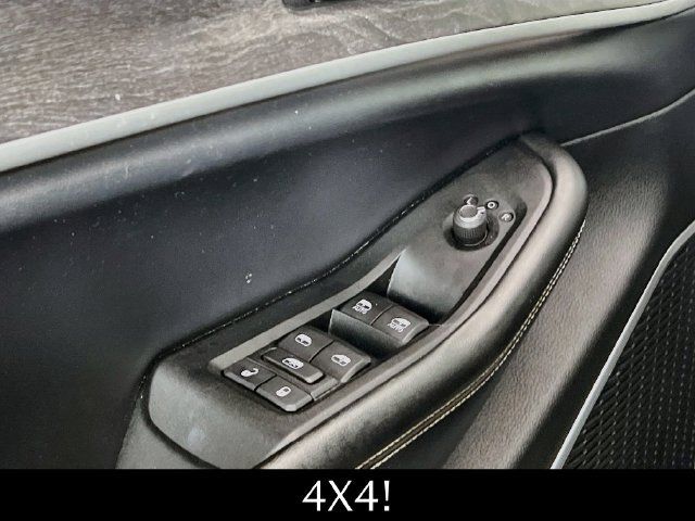 Used 2021 Jeep Grand Cherokee L Limited AWD/4WD image 16