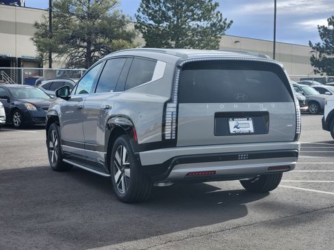 New 2026 Hyundai Ioniq 9 SEL image 3