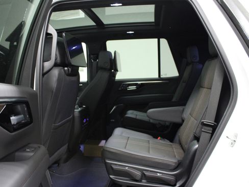 New 2025 Chevrolet Tahoe High Country image 14