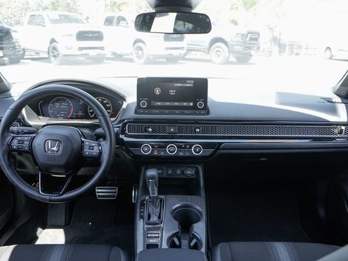 Used 2025 Honda Civic Sport image 24