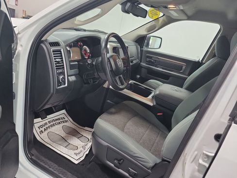 Used 2018 RAM 1500 Big Horn AWD/4WD image 37