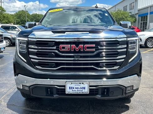 Used 2025 GMC Sierra 1500 SLT w/ SLT Premium Plus Package AWD/4WD image 2