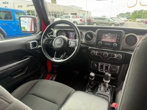 Certified 2019 Jeep Wrangler Sport AWD/4WD image 41