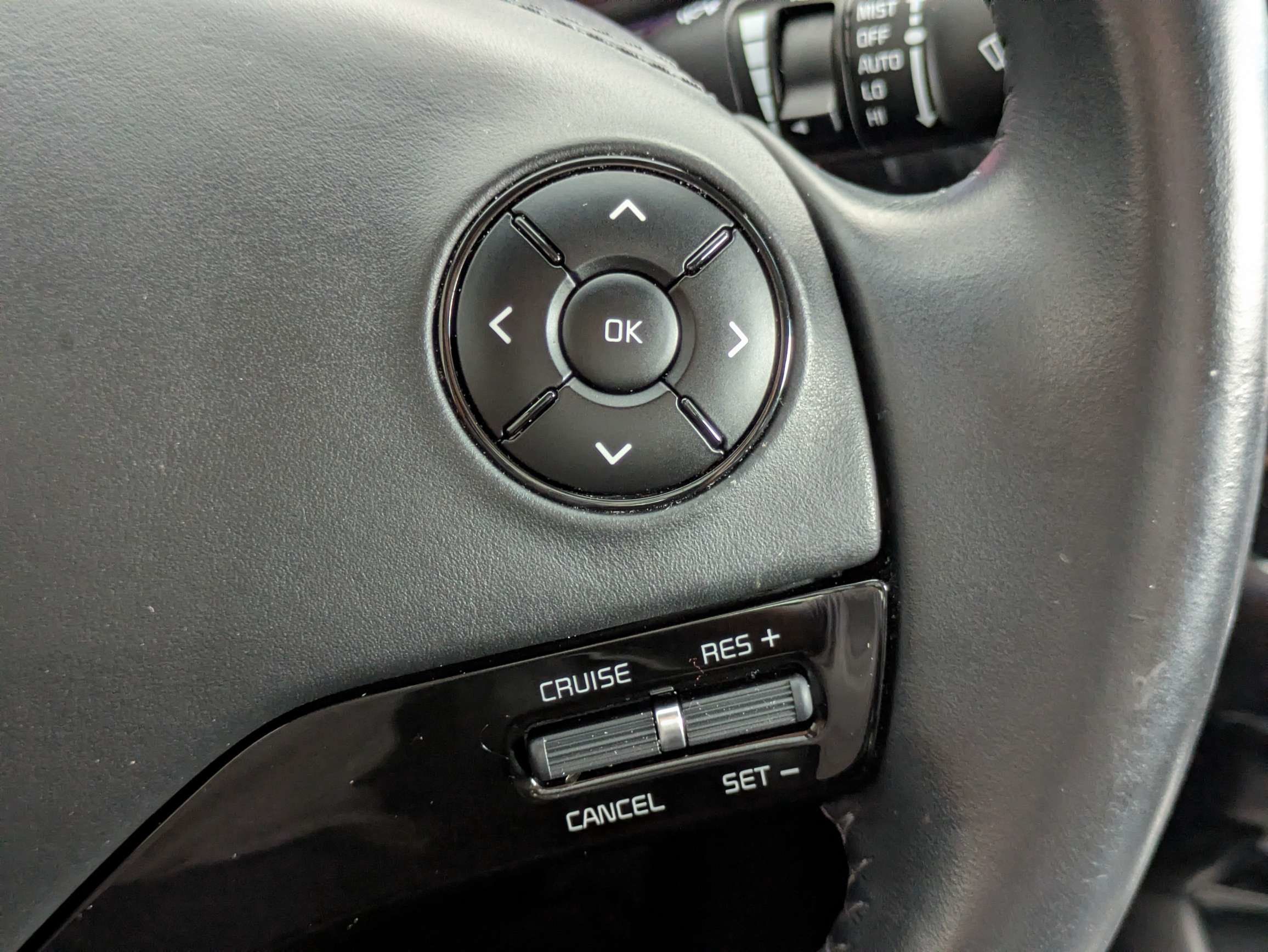 Used 2017 Kia K900 Premium RWD image 15