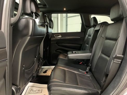 Used 2017 Jeep Grand Cherokee Limited image 19
