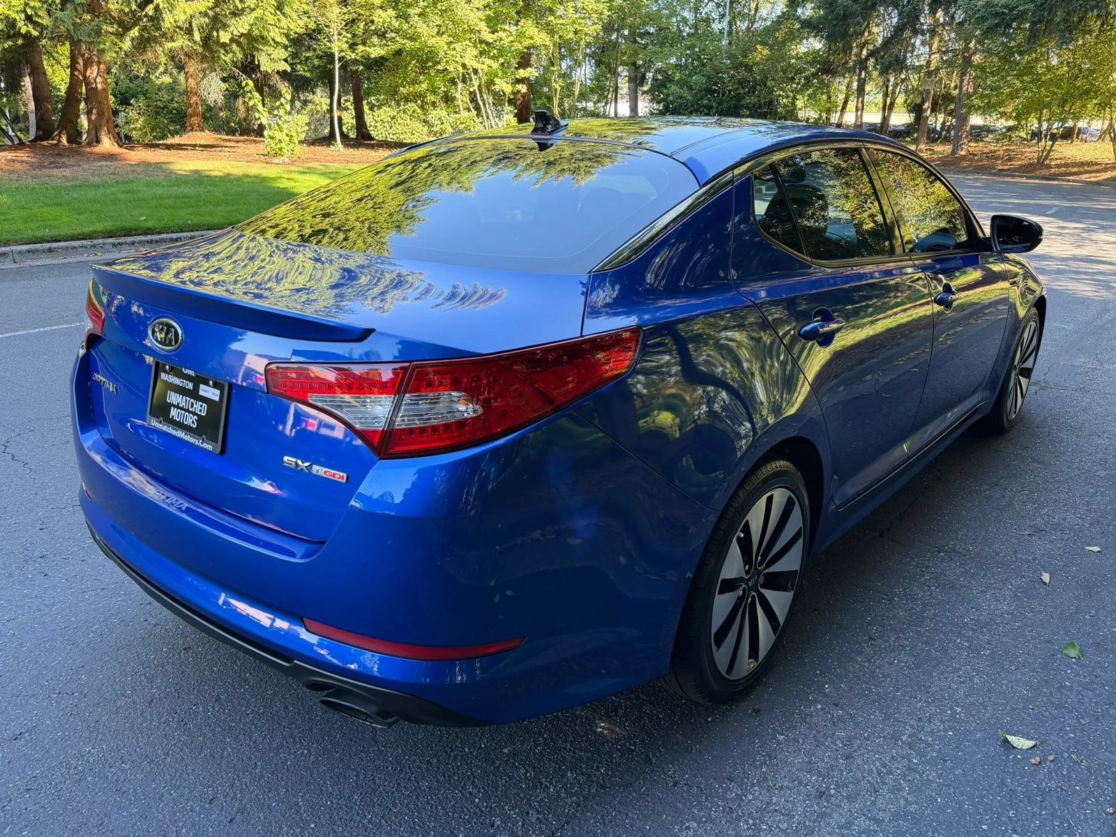Used 2011 Kia Optima SX w/ Premium Pkg FWD image 10
