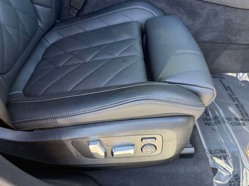 Used 2024 BMW X6 M60i image 35