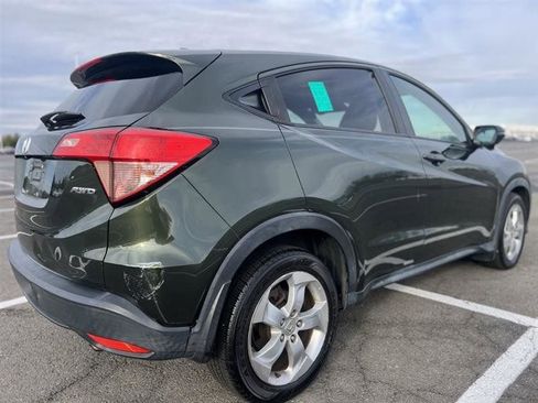 Used 2016 Honda HR-V EX image 5