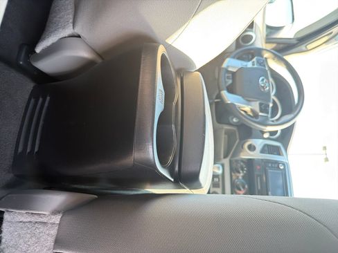 Used 2015 Toyota Tacoma 4x4 Double Cab w/ TRD Sport Package image 29