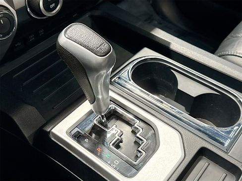 Used 2020 Toyota Tundra Limited image 17