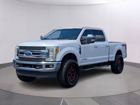 Used 2017 Ford F250 Lariat w/ Chrome Package AWD/4WD image 1