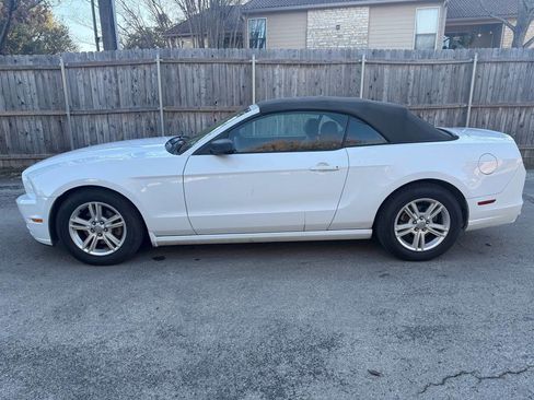 Used 2014 Ford Mustang Premium w/ Equipment Group 102A image 4