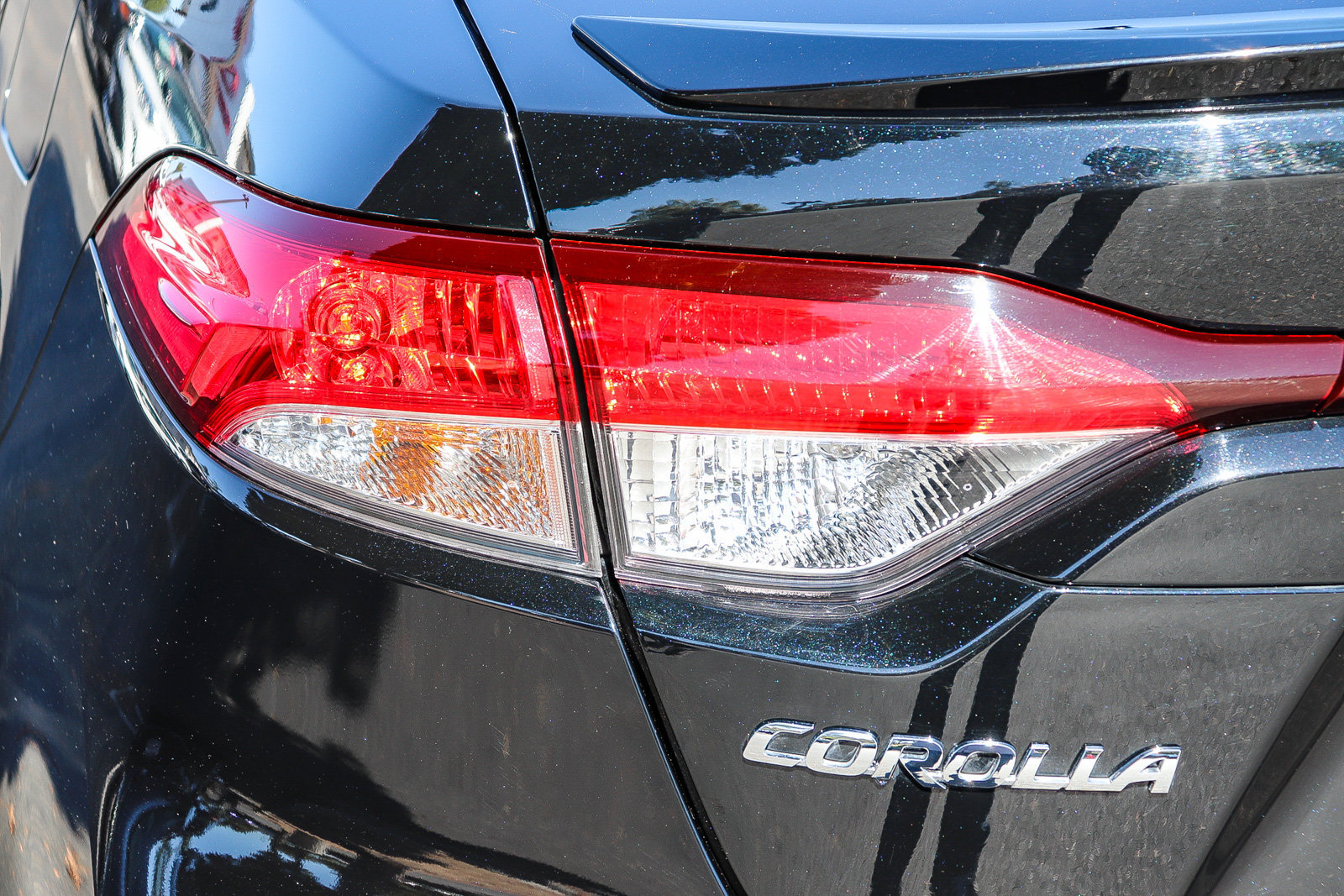 Certified 2026 Toyota Corolla SE FWD image 9