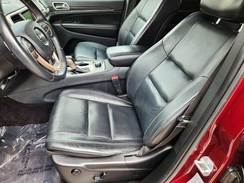 Used 2017 Jeep Grand Cherokee Limited AWD/4WD image 11
