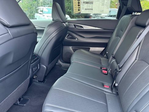 New 2027 INFINITI QX60 Luxe FWD image 33