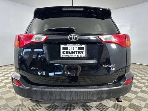 Used 2014 Toyota RAV4 LE AWD/4WD image 6