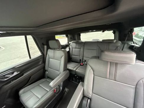 Used 2024 Chevrolet Tahoe RST w/ Luxury Package AWD/4WD image 13
