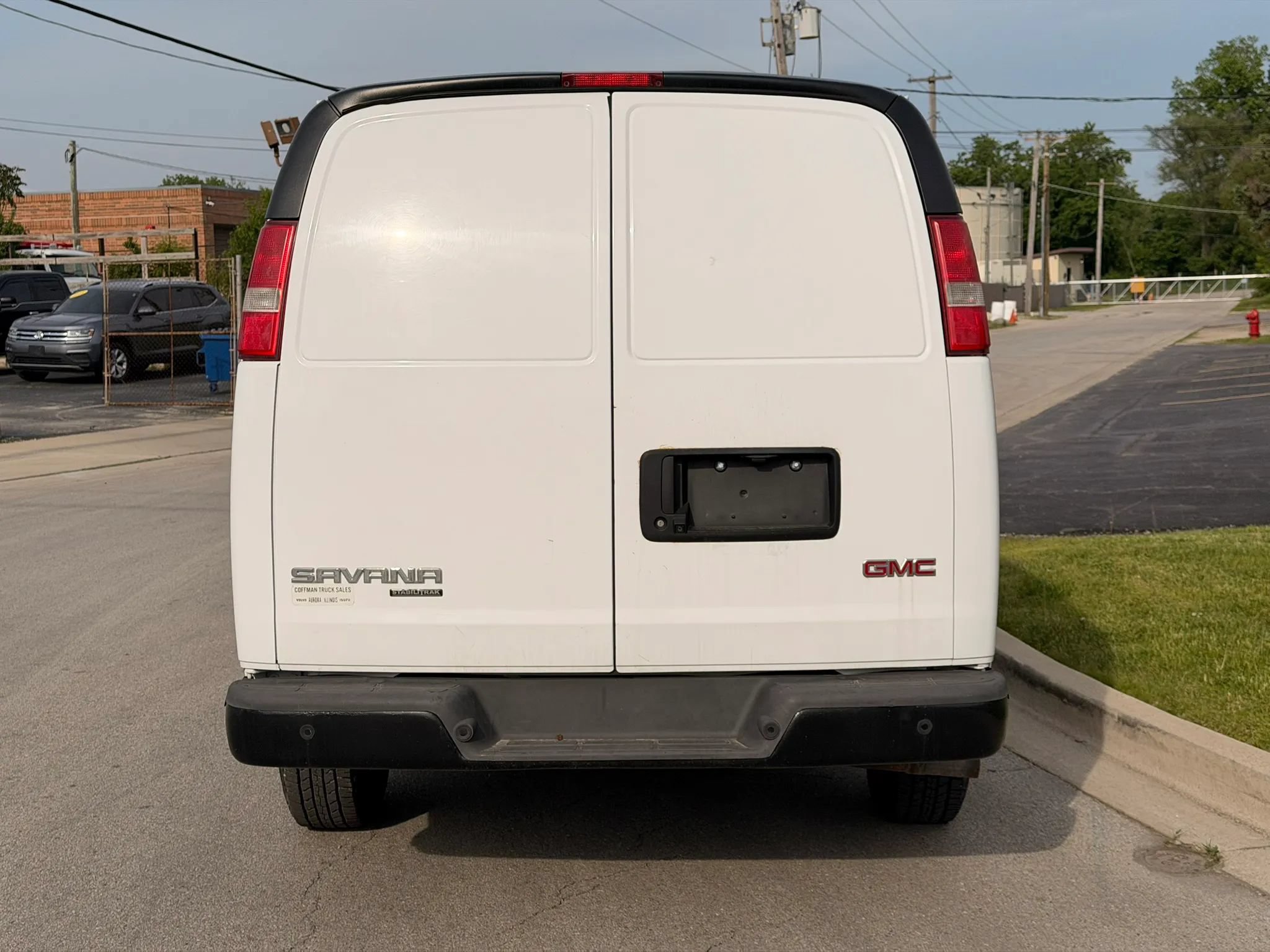 Used 2015 GMC Savana 2500 RWD image 4