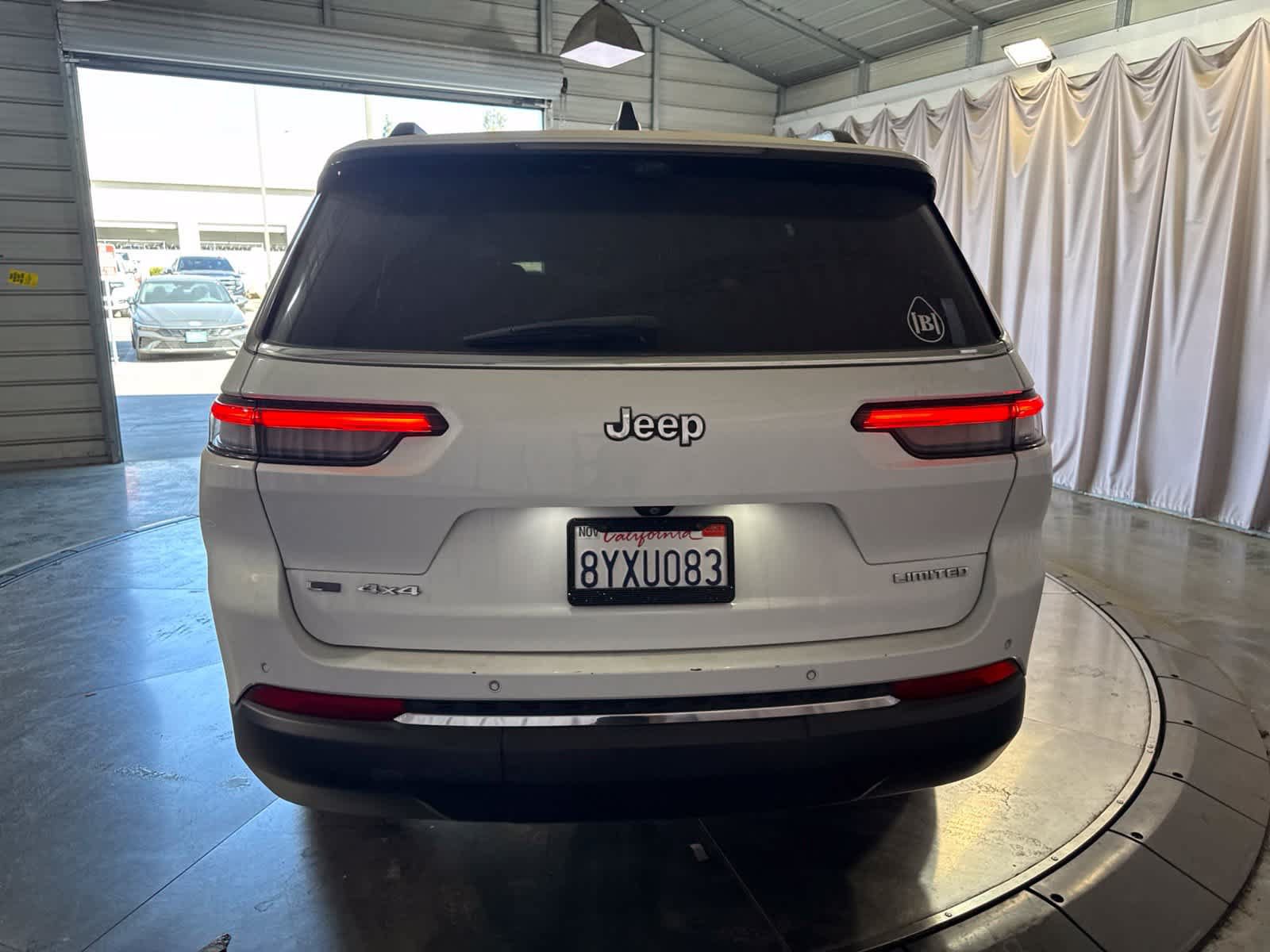 Used 2021 Jeep Grand Cherokee L Limited w/ Luxury Tech Group II AWD/4WD image 6