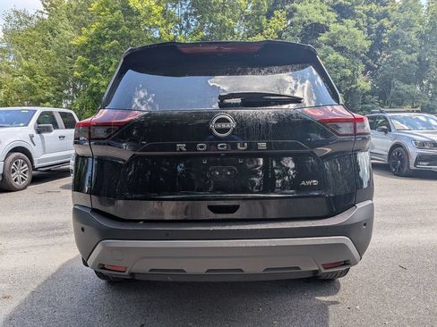 Used 2023 Nissan Rogue S AWD/4WD image 5